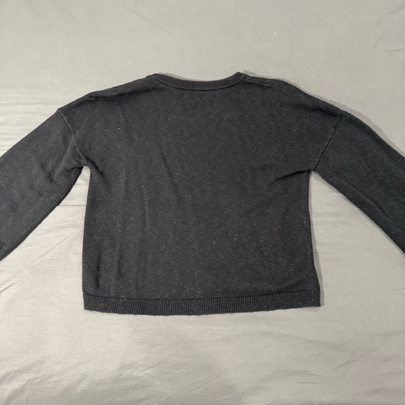 Vineyard Vines Charcoal Gray V-Neck Knit Sweater | Size M - Picture 3 of 9